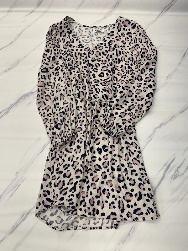 Dress Casual Short By Cmc  Size: L