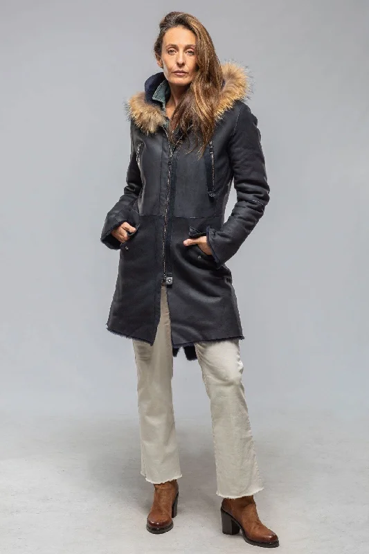 Timber Hooded Shearling Parka In Midnight Hoodie with Pattern Geometric Abstract