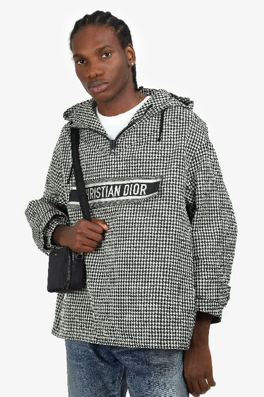 Christian Dior Black/White Houndstooth Hooded Anorak Size XS Mens Hoodie with Longline Fit Extended Stylish Christian Dior Black/White Houndstooth Hooded Anorak Size XS Mens Hoodie with Longline Fit Extended Stylish