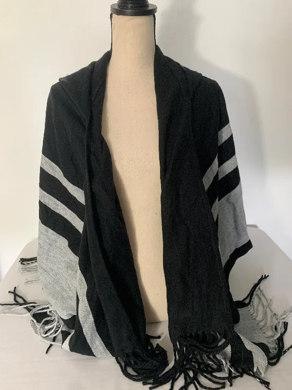 Shawl Size Large Soft Knit Shawl Poncho