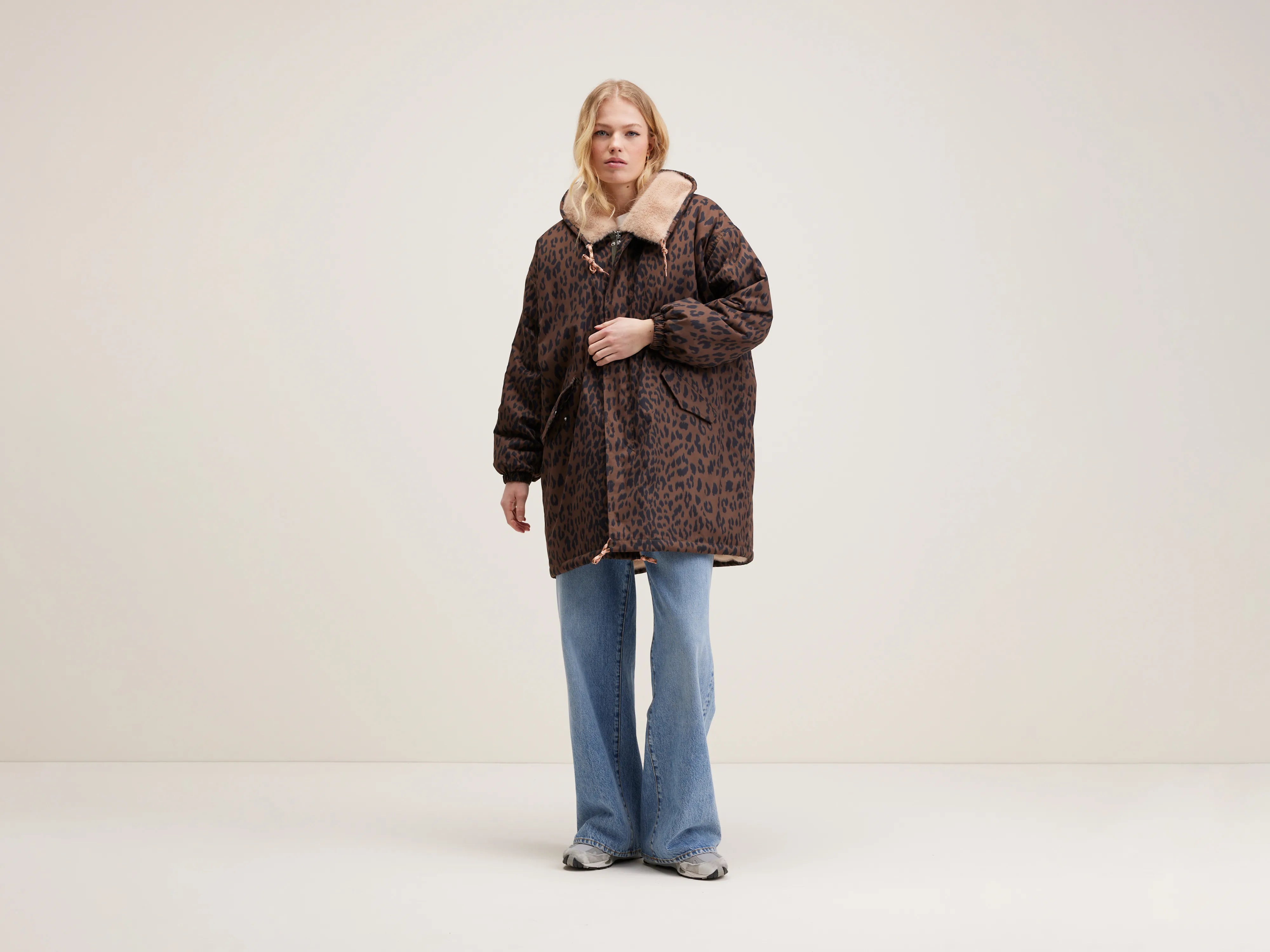 Laos hooded parka (242 / W / COMBO B) Hoodie with Belted Waist Structured Tailored