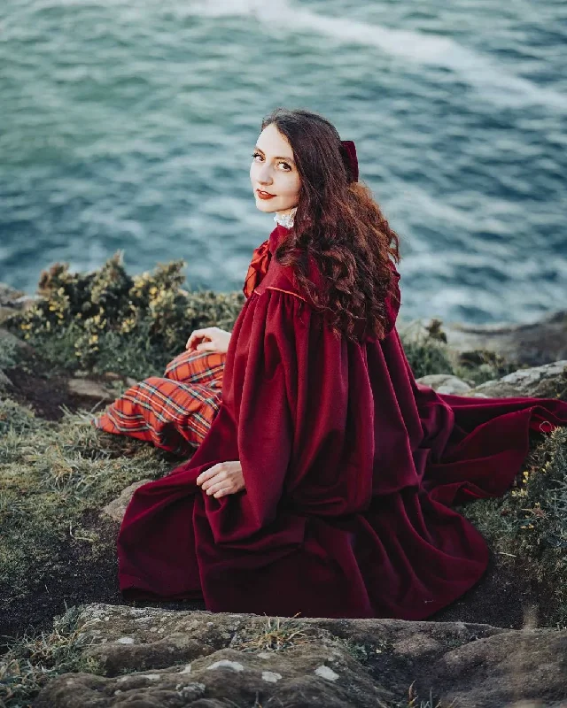 Perfumer 33 | hooded wool cloak Hoodie with Belted Waist Structured Tailored