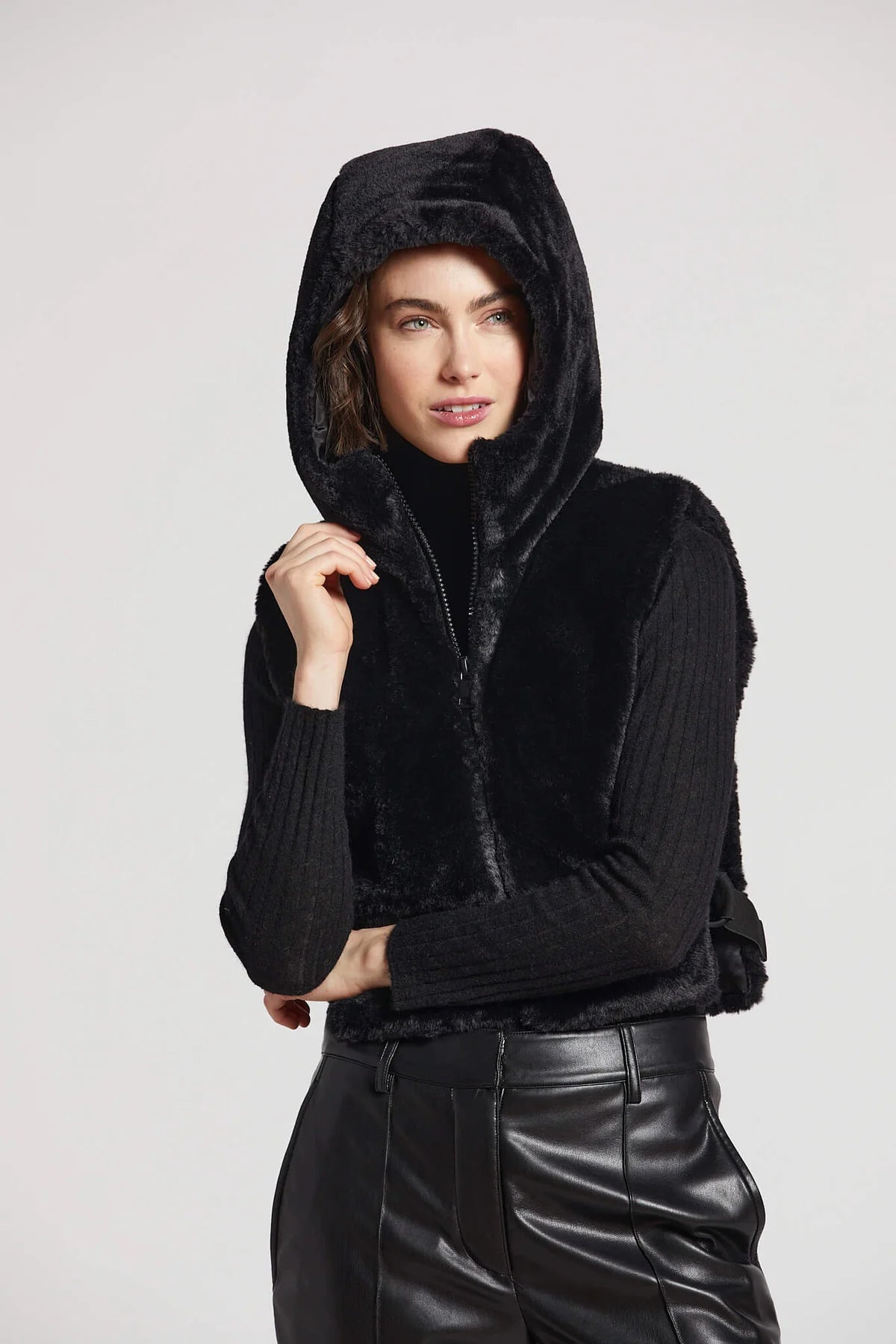 Peanut Faux Fur Hooded Vest - Black Zip Hoodie Drawstring Kangaroo Pocket
