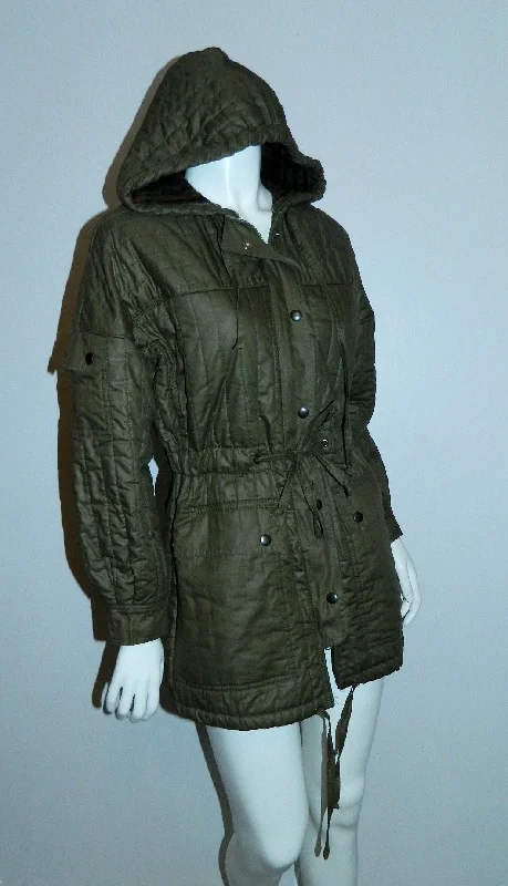 vintage 1970s quilted parka / olive Army coat Beged- Or Bis / coated cotton flannel lined XS Tailored Straight A-Line vintage 1970s quilted parka / olive Army coat Beged- Or Bis / coated cotton flannel lined XS Tailored Straight A-Line
